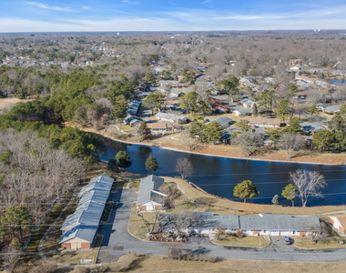711d Dorchester Drive - Photo Thumbnail 74