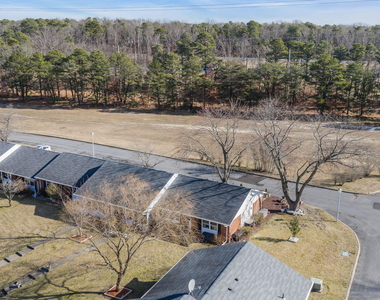 711d Dorchester Drive - Photo Thumbnail 81