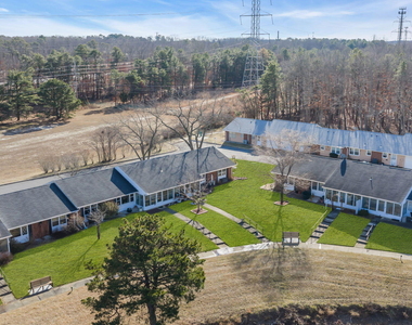 711d Dorchester Drive - Photo Thumbnail 55