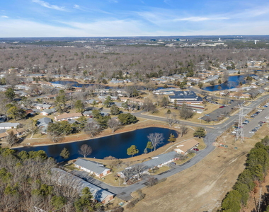 711d Dorchester Drive - Photo Thumbnail 79