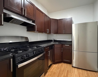West 11th Street - Photo Thumbnail 2