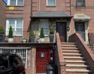 Woodhaven Boulevard - Photo Thumbnail 5