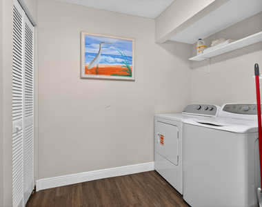 1100 Se Mitchell Avenue - Photo Thumbnail 10