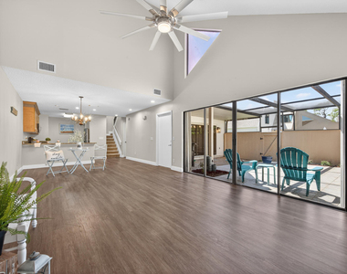 1100 Se Mitchell Avenue - Photo Thumbnail 4