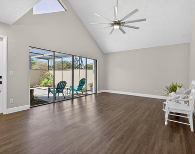 1100 Se Mitchell Avenue - Photo Thumbnail 3