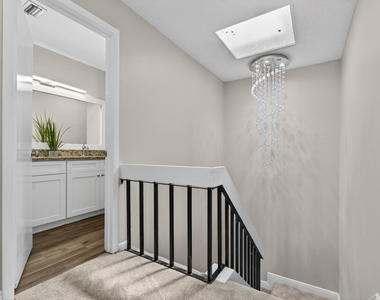 1100 Se Mitchell Avenue - Photo Thumbnail 14