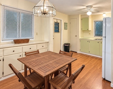 600 Lexington Street - Photo Thumbnail 6