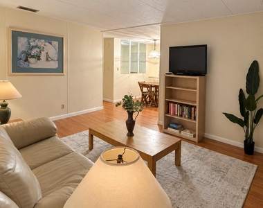 600 Lexington Street - Photo Thumbnail 1