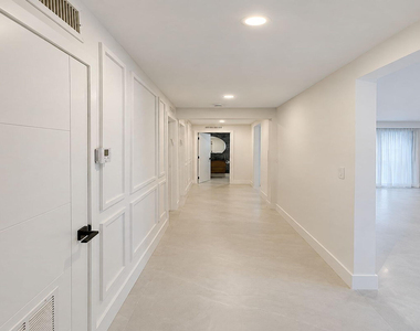 4919 Sw 28th Avenue - Photo Thumbnail 9