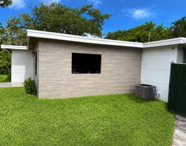 4919 Sw 28th Avenue - Photo Thumbnail 20
