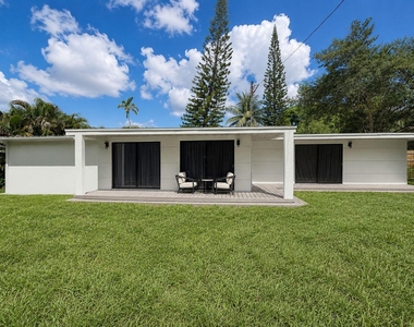 4919 Sw 28th Avenue - Photo Thumbnail 17