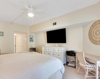2051 Ne Ocean Boulevard - Photo Thumbnail 15