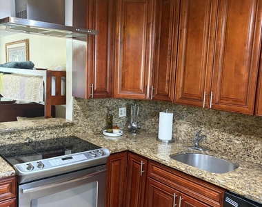 2800 Fiore Way - Photo Thumbnail 1
