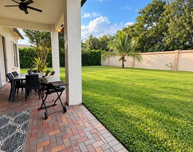 11317 Temple Street - Photo Thumbnail 23