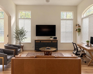 11317 Temple Street - Photo Thumbnail 4