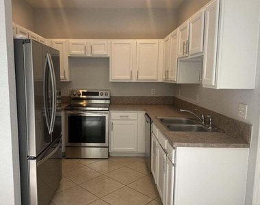2143 Se Bell Isle Drive - Photo Thumbnail 1