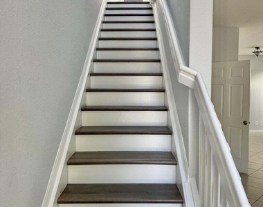 2143 Se Bell Isle Drive - Photo Thumbnail 4