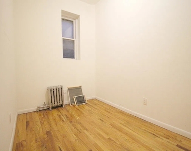 493 Clinton Avenue - Photo Thumbnail 3