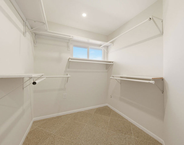 24585 Calvert Street - Photo Thumbnail 32