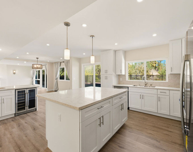 24585 Calvert Street - Photo Thumbnail 17