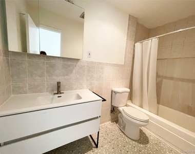 15-39 Bell Blvd., - Photo Thumbnail 8