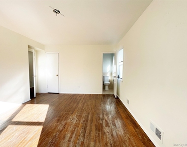15-39 Bell Blvd., - Photo Thumbnail 3