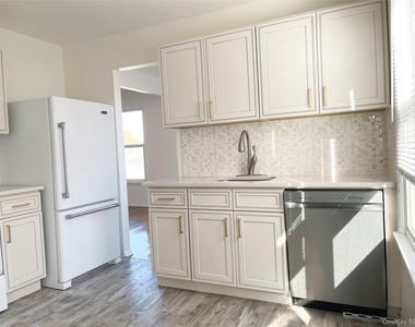 15-39 Bell Blvd., - Photo Thumbnail 10