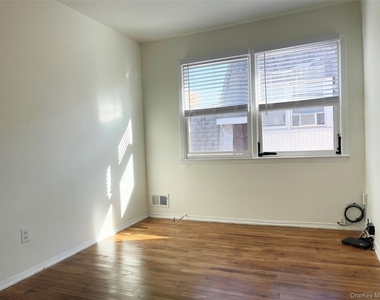 15-39 Bell Blvd., - Photo Thumbnail 7