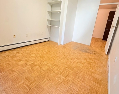 3207 Leavitt Street - Photo Thumbnail 3
