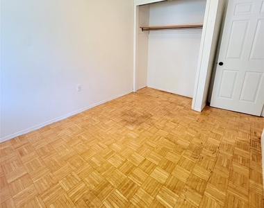 3207 Leavitt Street - Photo Thumbnail 6