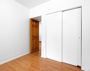 112 Walnut Street - Photo Thumbnail 23