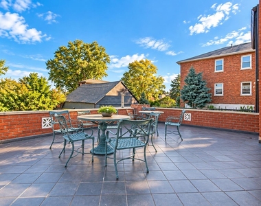 112 Walnut Street - Photo Thumbnail 28