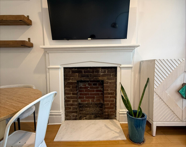 343 W 12th Street - Photo Thumbnail 2