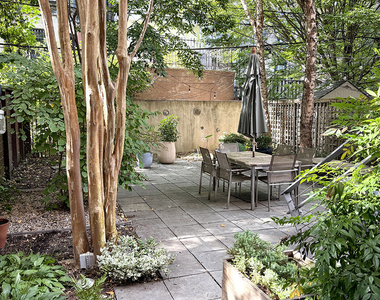 240 Carlton Avenue - Photo Thumbnail 15