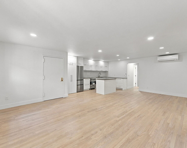 240 Carlton Avenue - Photo Thumbnail 2