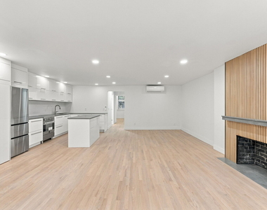 240 Carlton Avenue - Photo Thumbnail 3