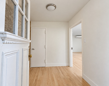 240 Carlton Avenue - Photo Thumbnail 11