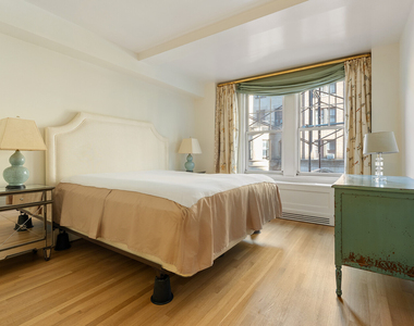 27 W 72nd Street - Photo Thumbnail 4
