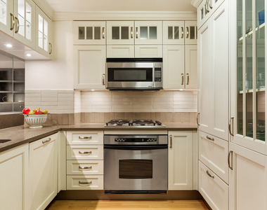 27 W 72nd Street - Photo Thumbnail 3