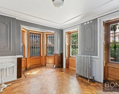 18 Herkimer Street - Photo Thumbnail 3