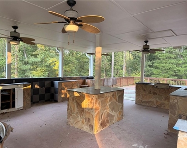 1541 Mcconnell Road - Photo Thumbnail 8