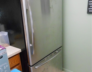 2320 Narcissus Court - Photo Thumbnail 24