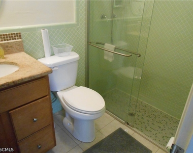 2320 Narcissus Court - Photo Thumbnail 11