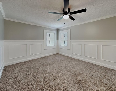 220 S Fox Chase Point - Photo Thumbnail 8