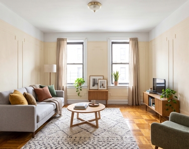 87 Ellwood Street #4F - Photo Thumbnail 1