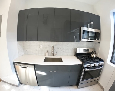 560 West 163rd Street - Photo Thumbnail 7