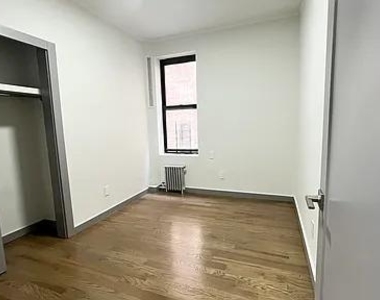 560 West 163rd Street - Photo Thumbnail 7