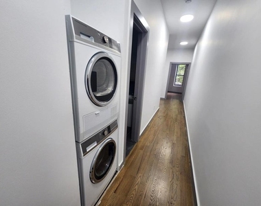 660 West 180th Street - Photo Thumbnail 5