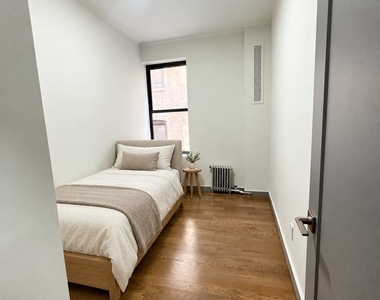 560 West 163rd Street - Photo Thumbnail 3