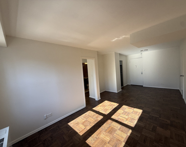 220 East 63rd Street - Photo Thumbnail 4